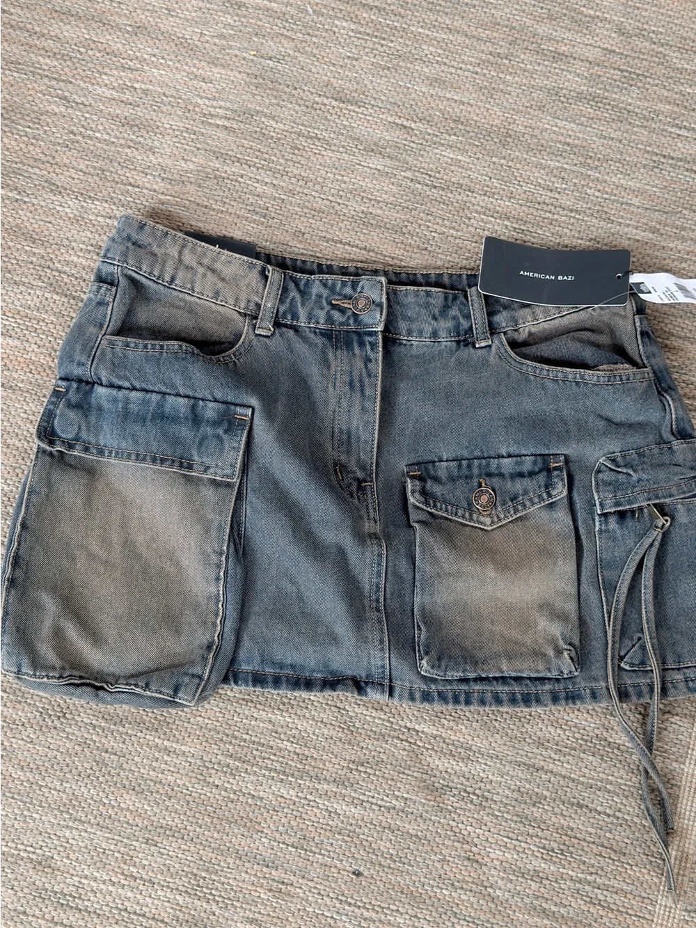 American Bazi Dirtywash Multipocket Blue Denim Mini Skirt Large‎ NWT